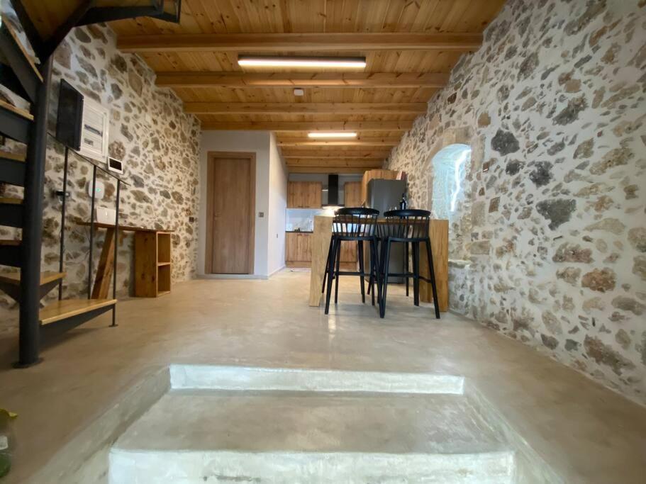 Stavlos Traditional Suite Atsipopoulo Exterior photo