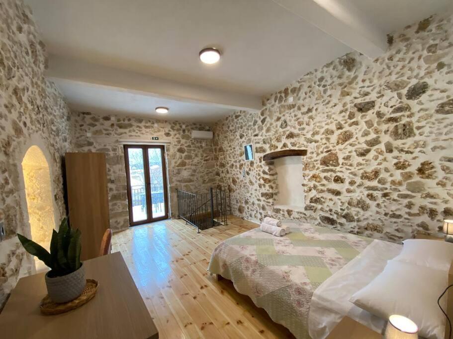 Stavlos Traditional Suite Atsipopoulo Exterior photo